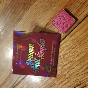 Clionadh Pressed Eye Shadow